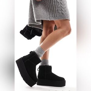 UGG CLASSIC MINI PLATFORM BLACK SUEDE SHEEPSKIN WOMEN'S BOOTS SIZE US 9